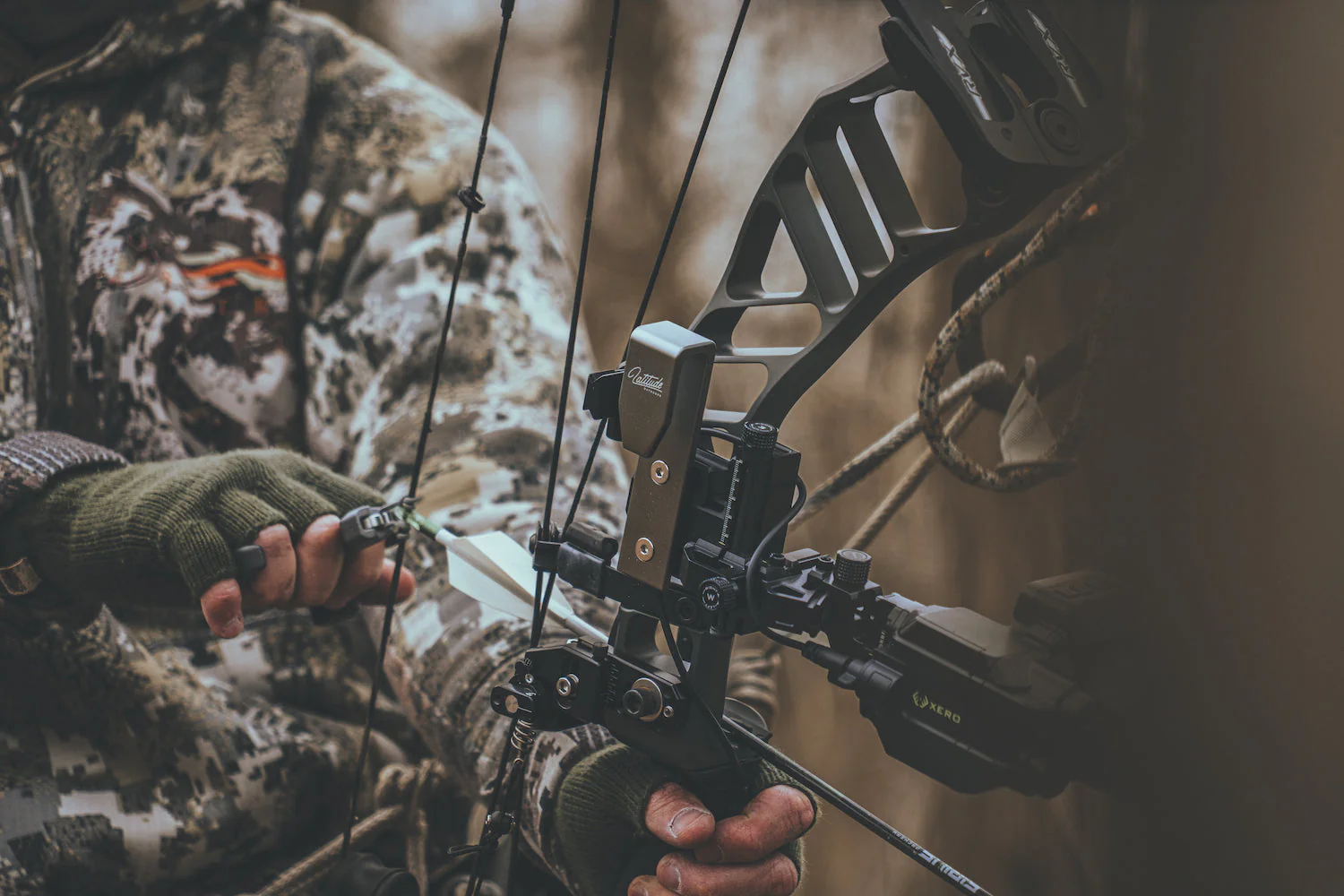 FIXED Bow Hanger - Image 4